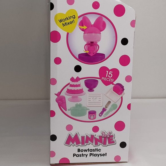 'DISNEY'S 'BOWTASTIC PASTRY PLAYSET' MUSIC & LIGHTS MINNIE'S BAKING 15-PIECE SET - Picture 9 of 14